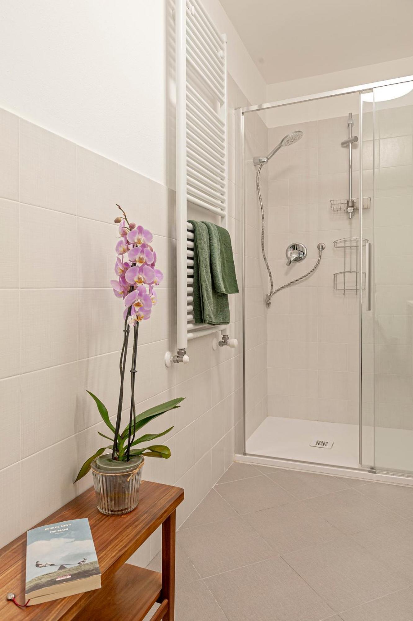 Waves Of Livorno New Modern Apartment Bagian luar foto